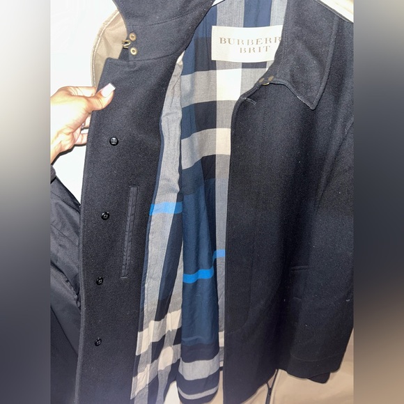 Burberry Men's Black Trench Coat - Picture 6 of 7